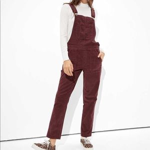 TOM GIRL OVERALLS || AMERICAN EAGLE